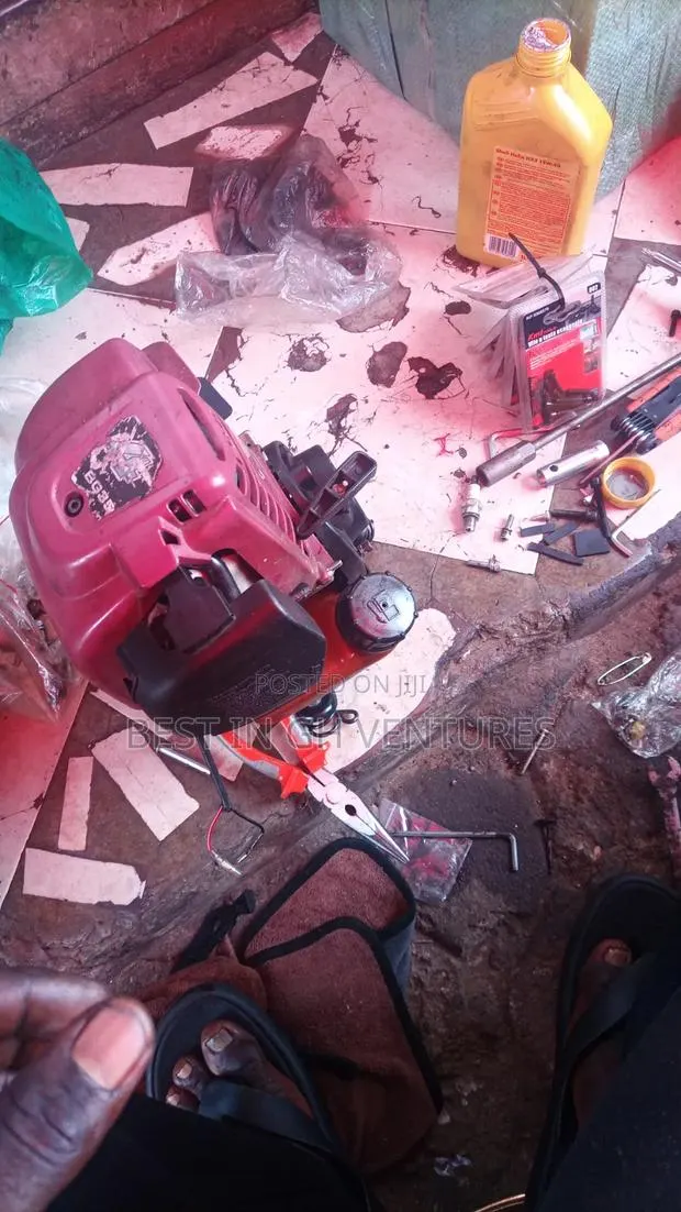 4 Stroke Brush Cutter Repairs · Photo 1