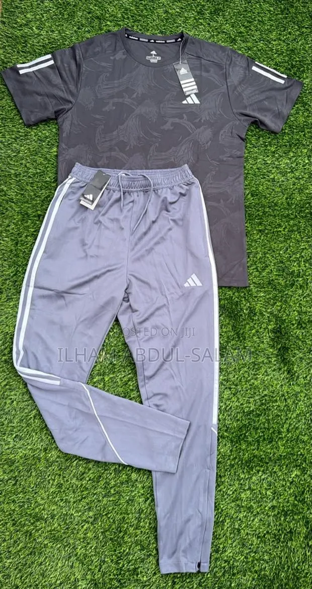 Two Pieces Adidas Wear · Photo 1