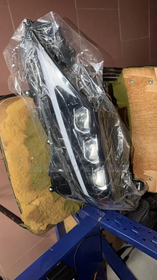 Camry 2015 Headlights Spec · Photo 1
