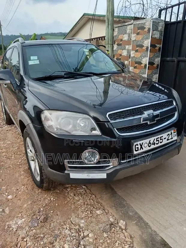 Chevrolet Captiva 2014 Black · Photo 1