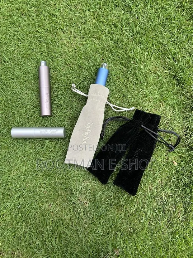 Luxury Refillable Perfume Spray Bottle + FREE Velvet Pouch · Photo 1