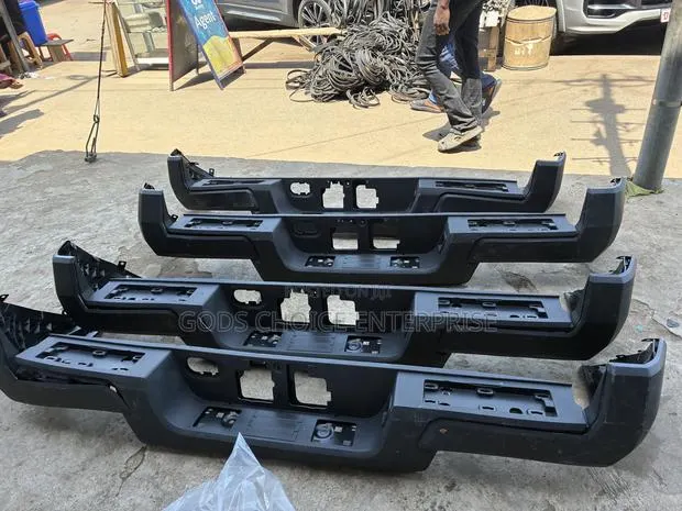 Complete Back Bumper Tacoma 2022-2023-2024-2025 · Photo 1