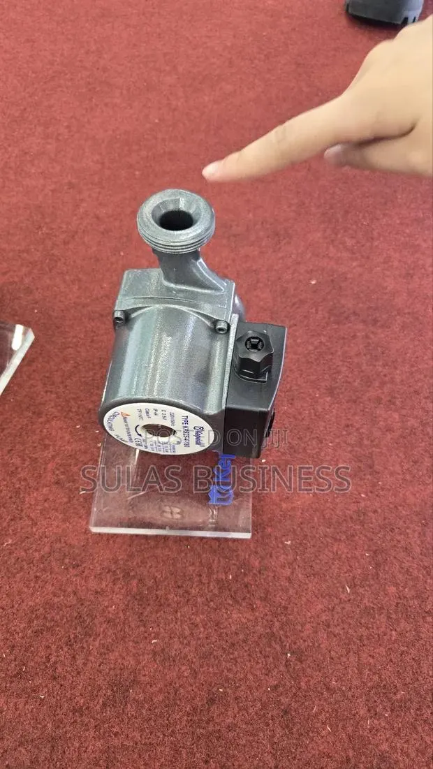 Hot Water Heater · Photo 1