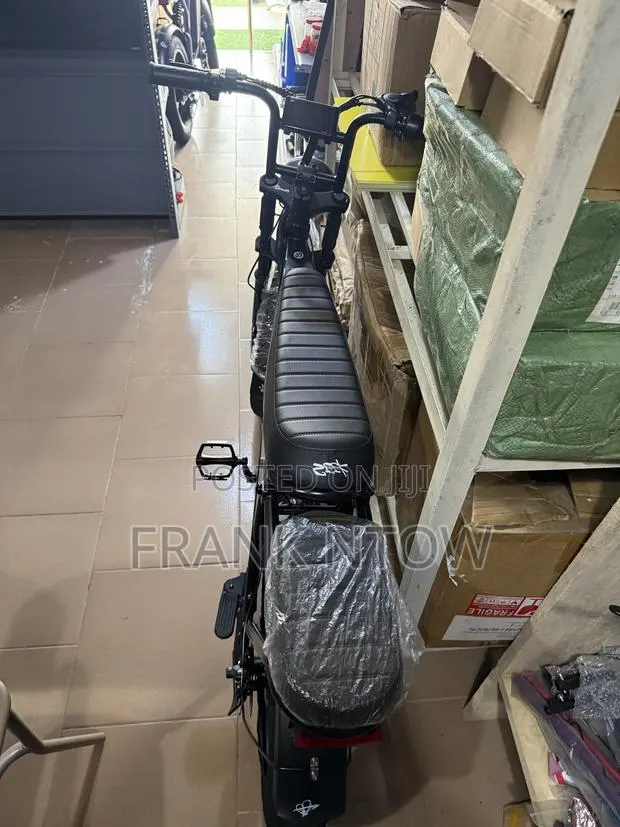 Motorcycle 2026 Black · Photo 1