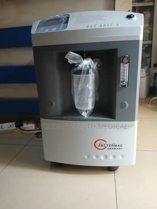 Oxygen Concentrator 5 Litres/Min · Photo 1