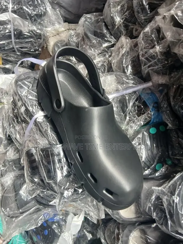 Quality Crocs · Photo 1