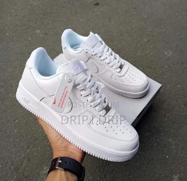 Airforce 1 Low “White on White” · Photo 1