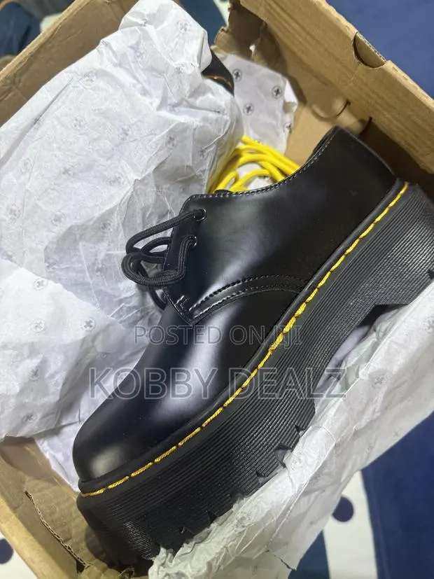 Dr. Martens Quad Black Polished Smooth Shoes · Photo 1