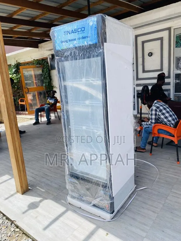 Fast Chilling Nasco Nasfl400-1dr 1 Door Beverage Cooler. · Photo 1