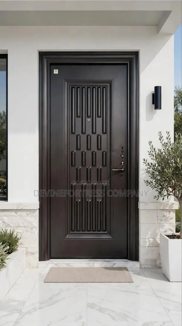 High Quality Paladin Brown Rough Door for All Weather// Highly Recom · Photo 1