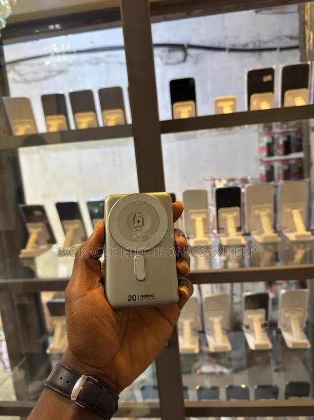 Original MagSafe Powerbank (Luxury) · Photo 1