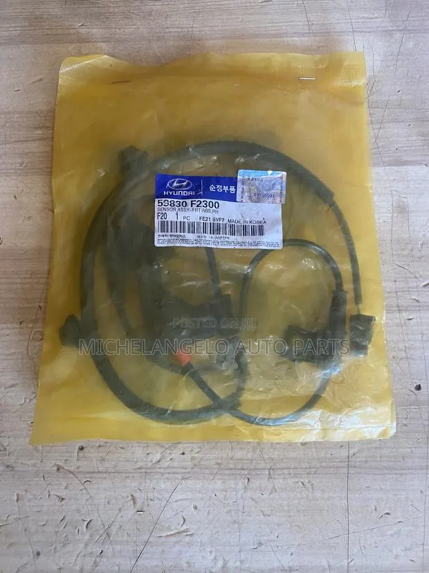 Front Speef Sensor Hyundai Elantra 2017 - 2022 · Photo 1