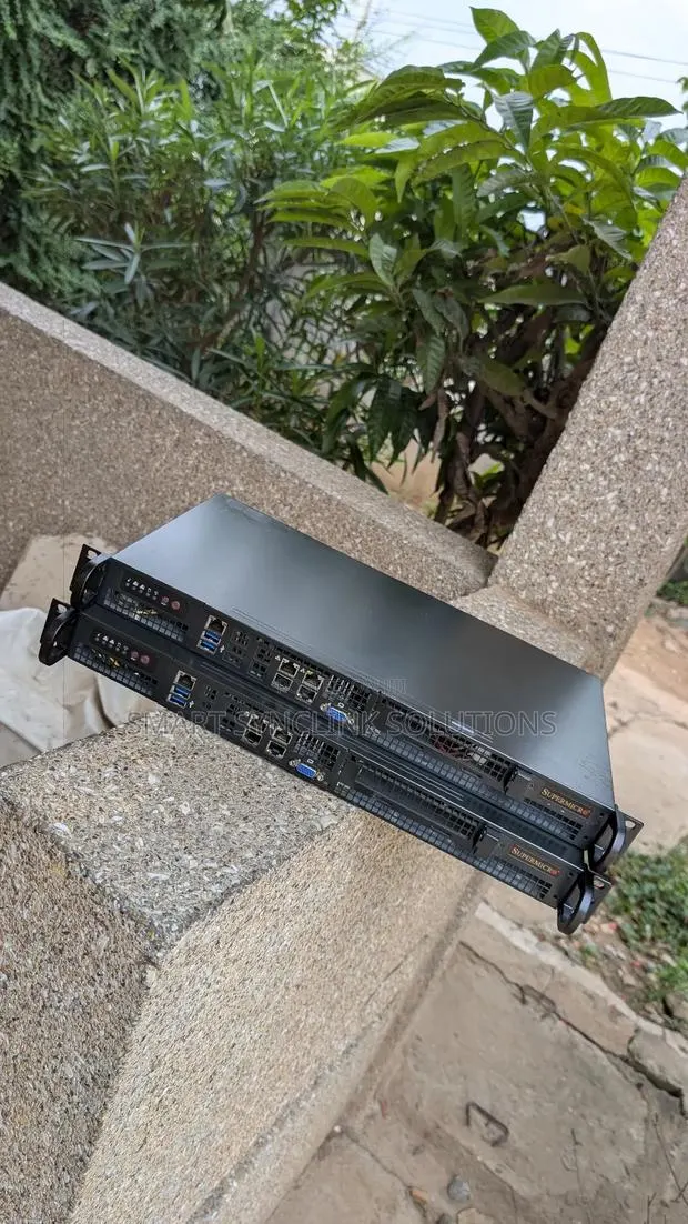 Server 32GB Intel Xeon SSD 1T · Photo 1