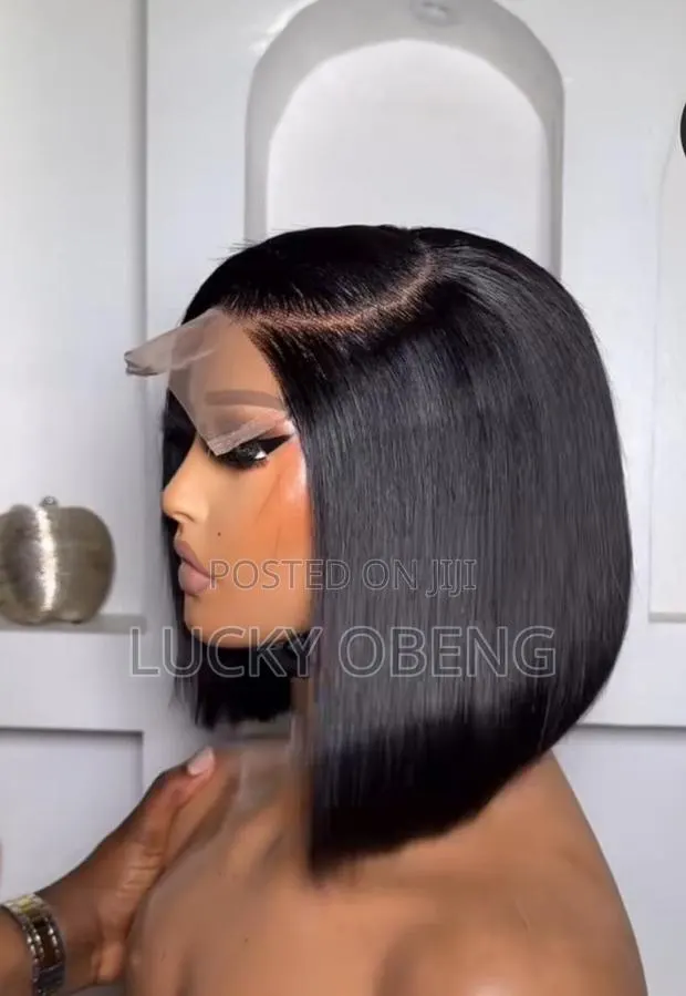 Bone Straight Bob Wig · Photo 1
