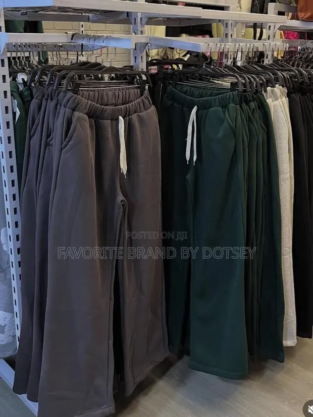 Thick Cotton Joggers · Photo 1