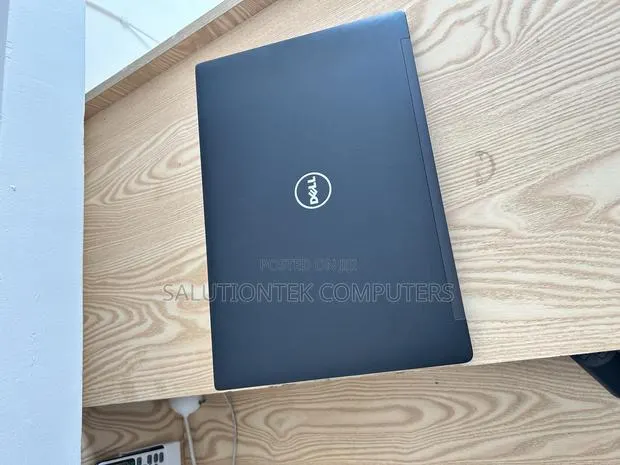 Laptop Dell Latitude 5490 16GB Intel Core i5 SSD 256GB · Photo 1