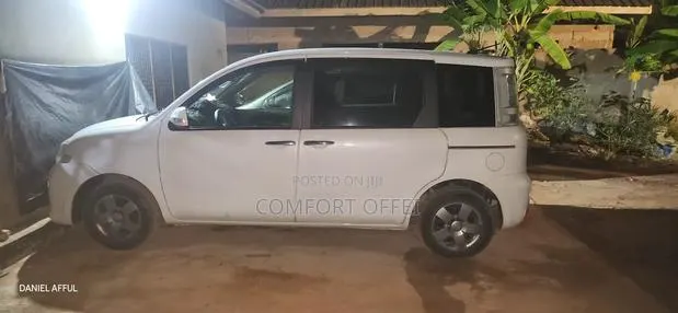 Car for Rent/ Hiring · Photo 3