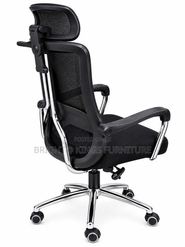 Starker Chair · Photo 1
