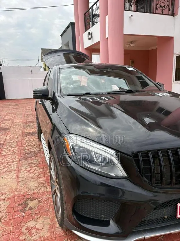 Mercedes-Benz GLE-Class GLE 400 4MATIC 2018 Black · Photo 1