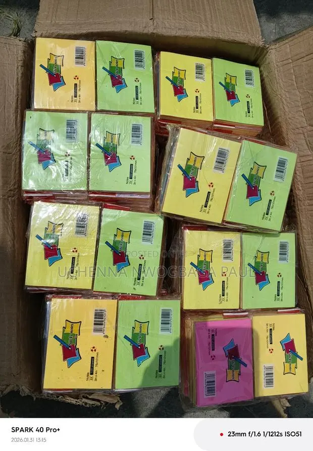 Sticky Note 3*3 600pcs · Photo 1