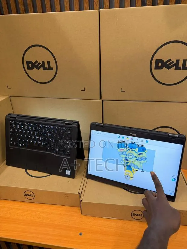 New Laptop Dell Latitude 7389 2-in-1 8GB Intel Core i5 SSD 256GB · Photo 1