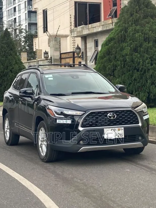 Toyota Corolla Cross 1.8 Petrol AWD 2022 Black · Photo 1