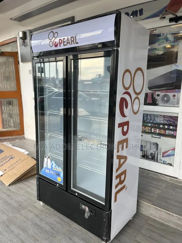Commercial Pearl Displays Fridge for All Beverages 568 Litre · Photo 1