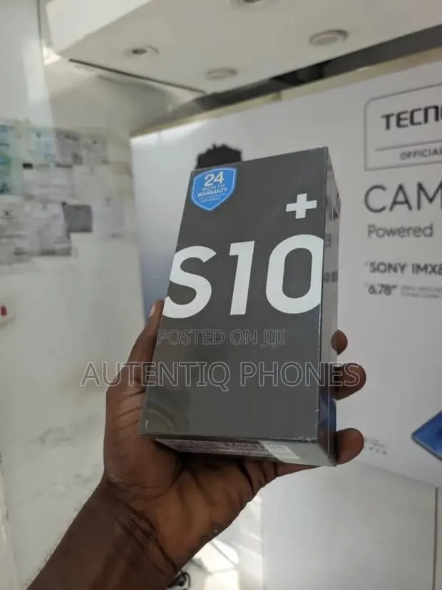 New Samsung Galaxy S10 Plus 128 GB Silver · Photo 1