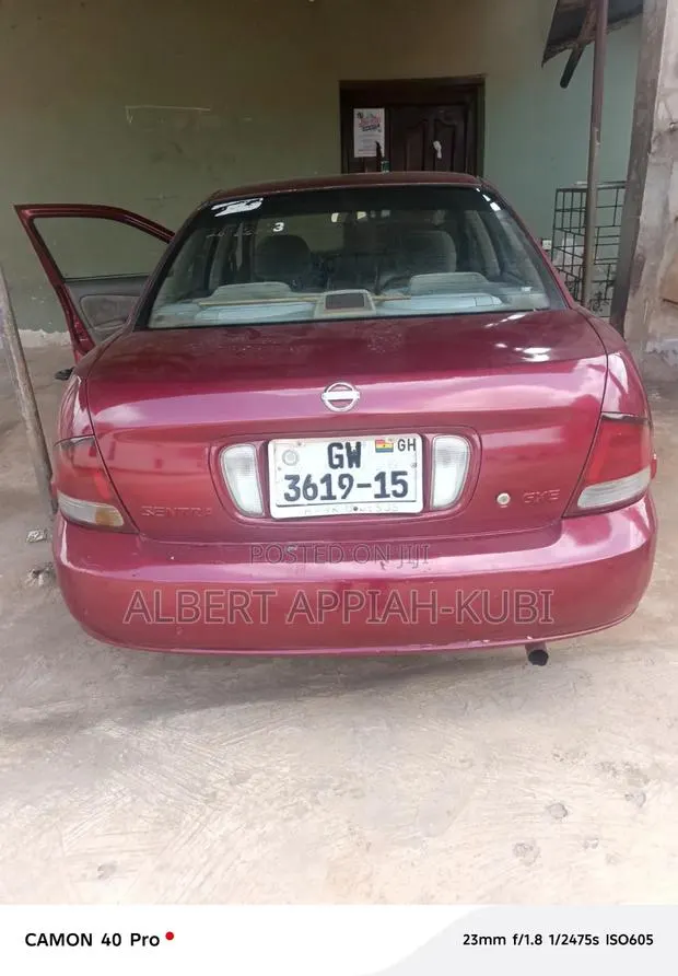 Nissan Sentra 2003 Red · Photo 1