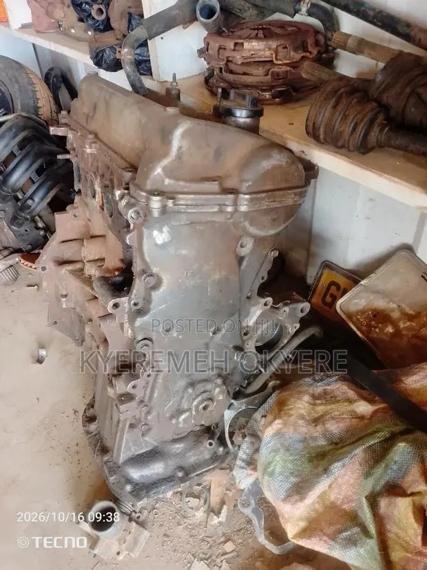 Toyota Yaris Engine · Photo 1