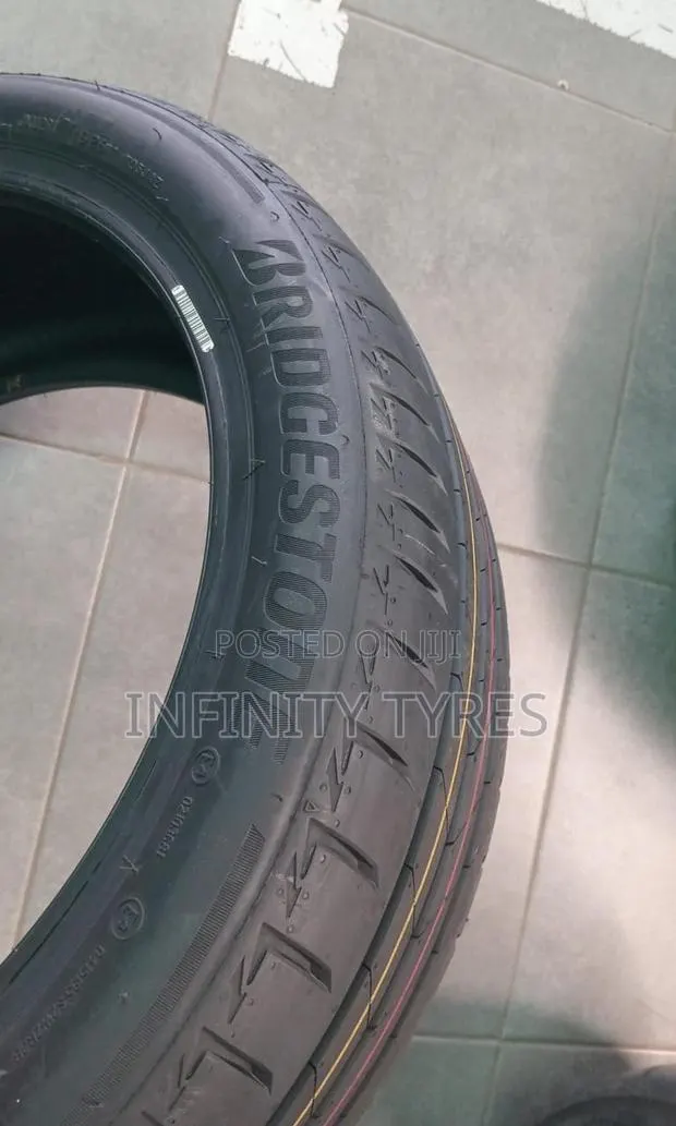 Brand New 245/40r18 Bridgestone Turanza Tyre for Sale · Photo 1
