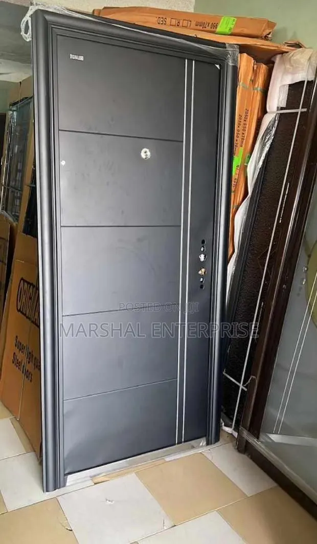 Sed Security Door · Photo 1
