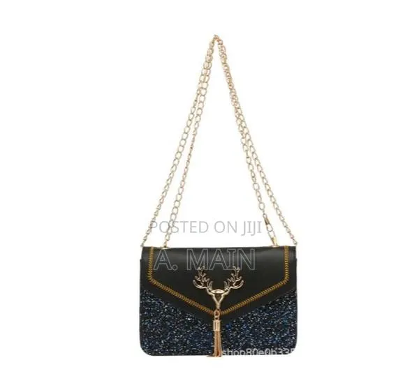 Women’s Shoulder Bag Colour Black (With Deer Head) · Photo 2