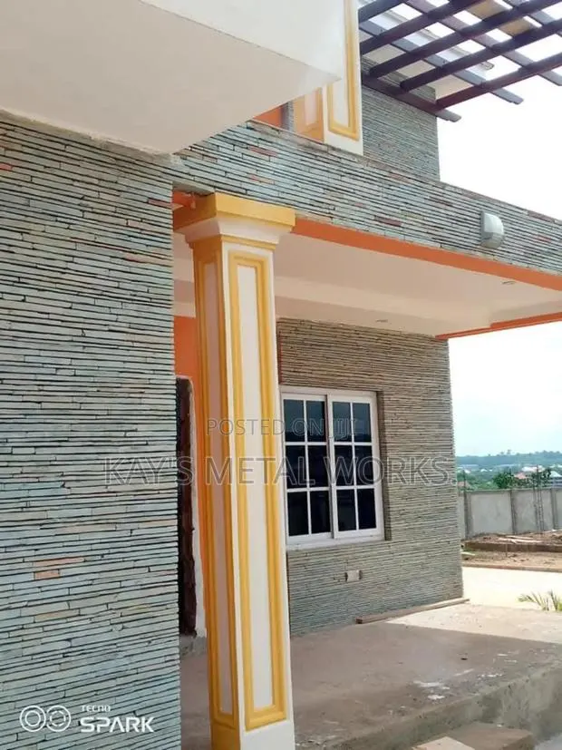 Stone Slates Laying · Photo 1