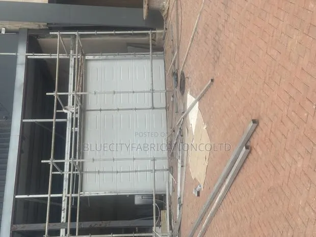Automated Smart Garage Door · Photo 1