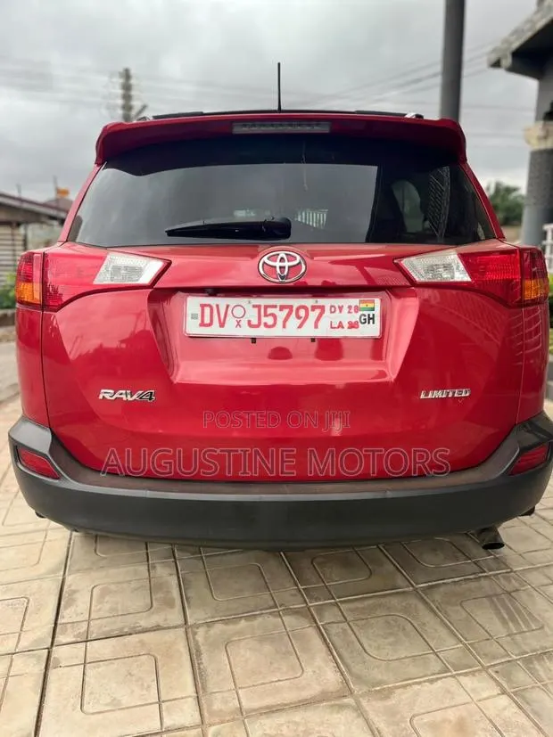 Toyota RAV4 Limited 4dr SUV AWD (2.5L 4cyl 6A) 2015 Red · Photo 1