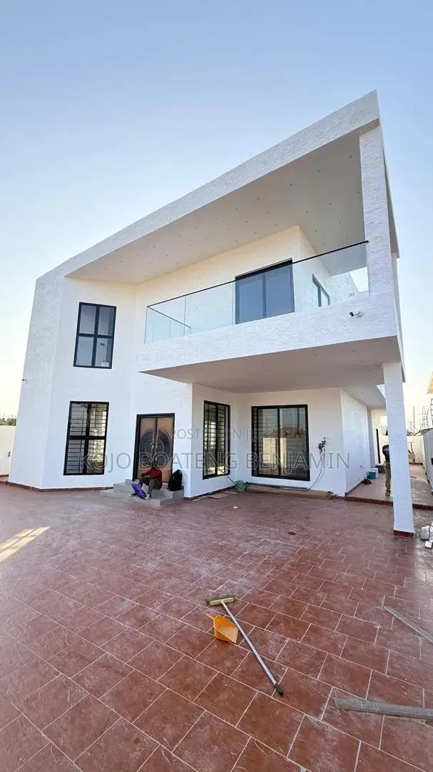 4bdrm House in School Junction for sale · Photo 1