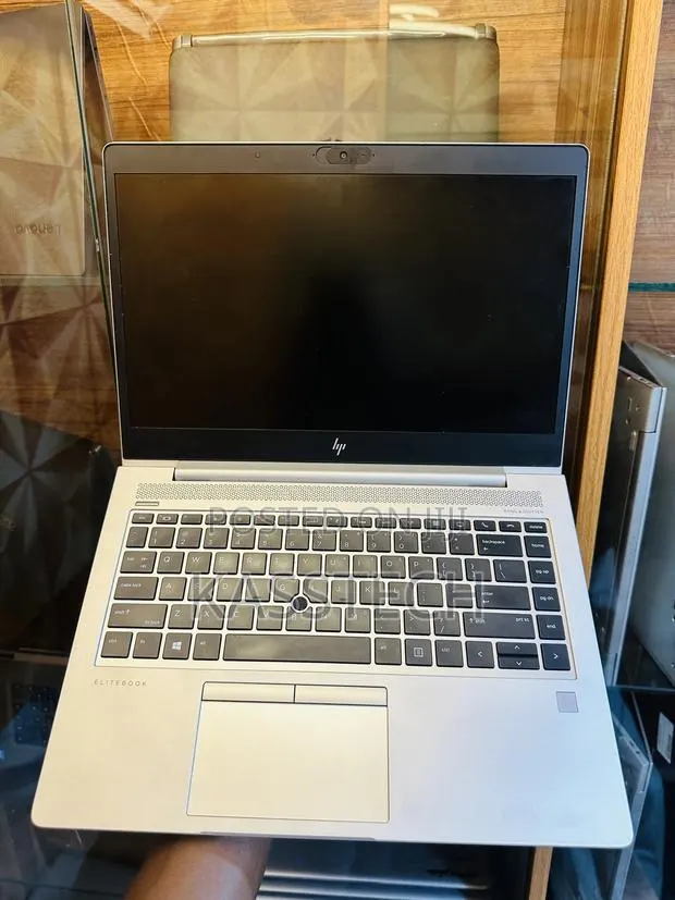 Laptop HP EliteBook 745 G5 8GB AMD Ryzen 5 SSD 256GB · Photo 1