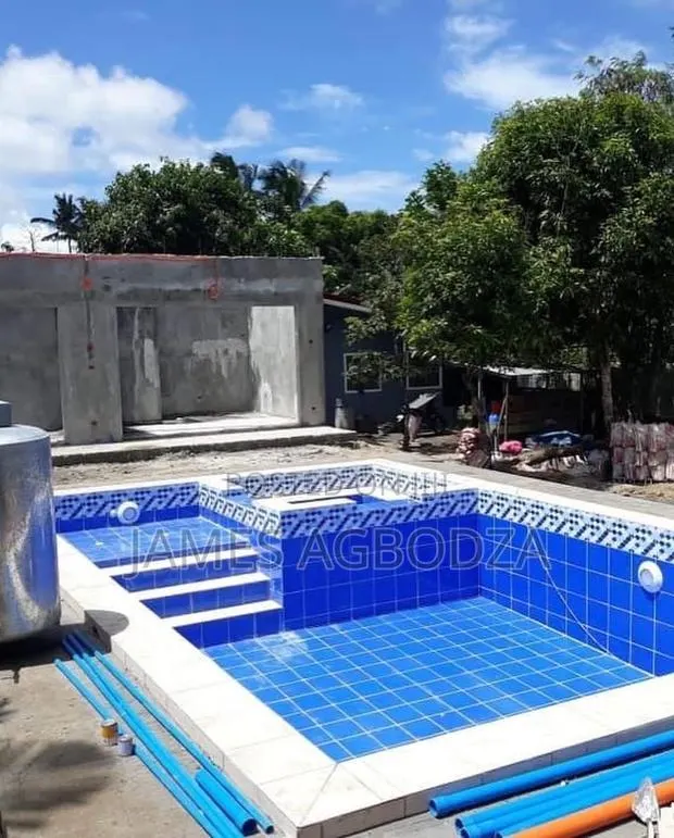 Best Tiler in Swimming Pools · Photo 1
