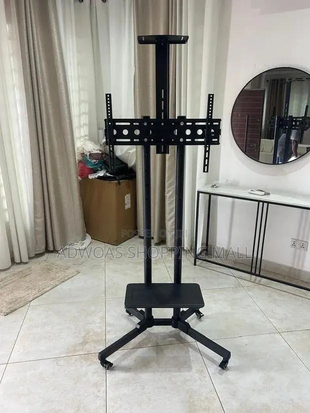 Adjustable /Moveable Tv Stand · Photo 1