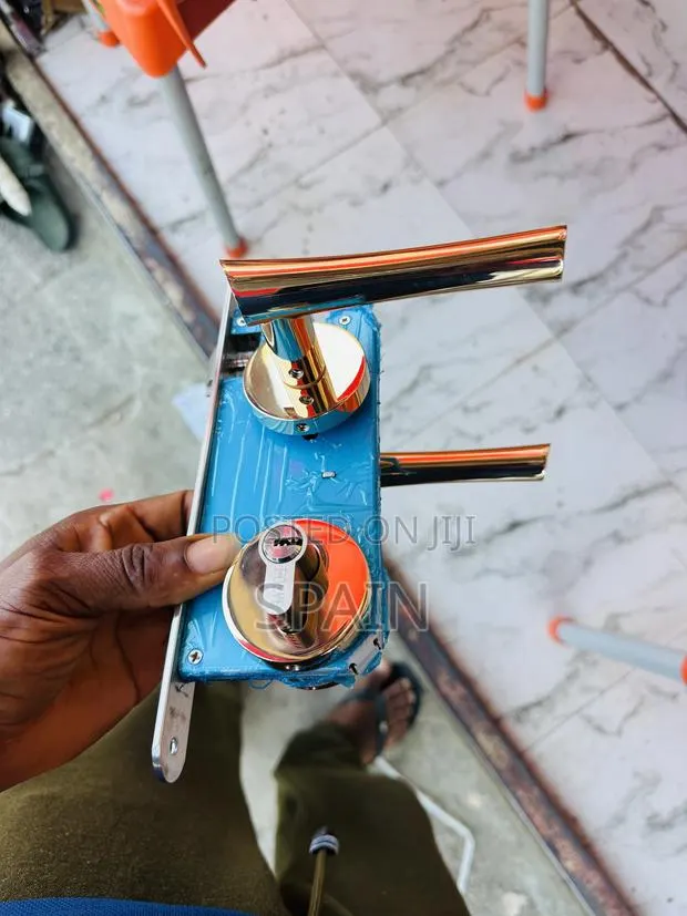 Golden Door Locks Heavy Duty Door Lock · Photo 1