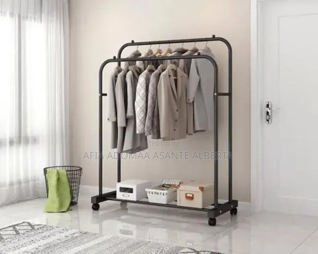 Multifunctional Clothes Rack · Photo 1