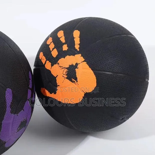 10KG Medicinal Ball (Rubber) · Photo 1