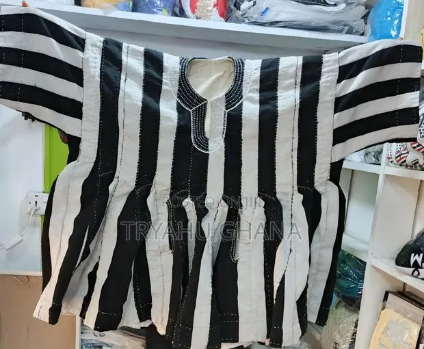 Premium Smocks, Affordable Prices – Only At Tryahu · Photo 1