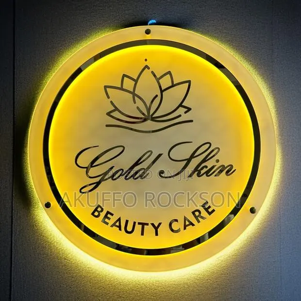 Acrylic Logo Signs Accra · Photo 1