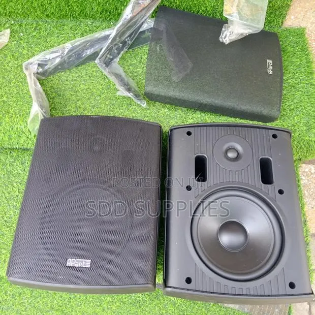 Apart Belgium 320 Watts Wall Mount Speakers · Photo 1