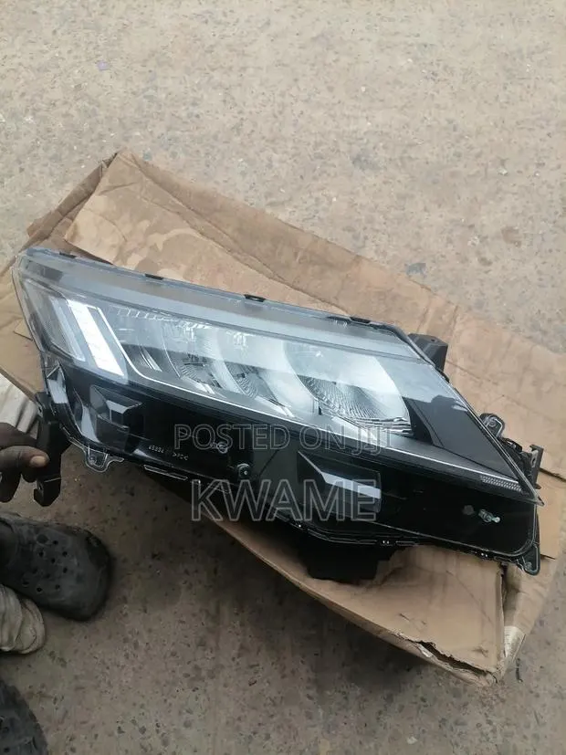 Mitsubishi Asx 2010-2024 Headlights (Pair) · Photo 1