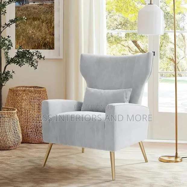Accent Chair(Velvet Wingback) · Photo 1