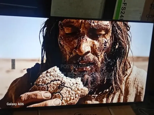 Samsung 43-Inch Television With Smart Hub Voice Support · Photo 1
