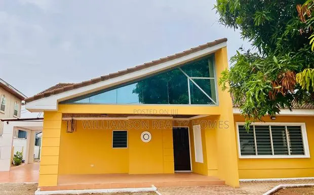 4bdrm House in Hfc Estate Area, Spintex for rent · Photo 1